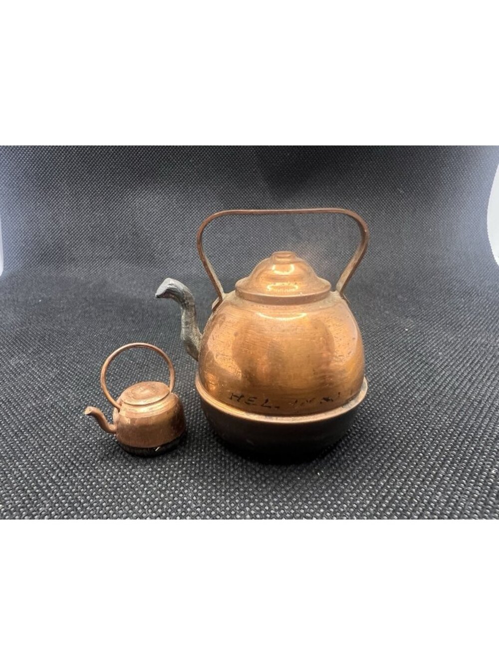 Vintage  Copper Mini Kettle 1.5” D  and Dollhouse Size Mini Kettle .5” D Teapots